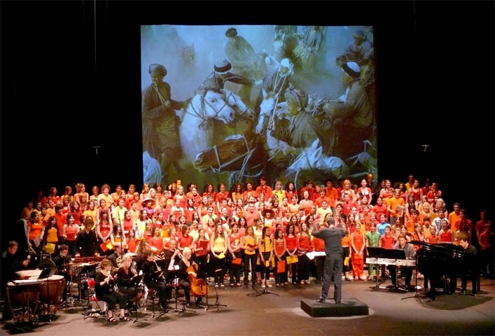 Gap, à La Passerelle, 2008, la chorale des collèges dans "Marco Polo et le Livre des Merveilles", cantate de Pierre Feillens