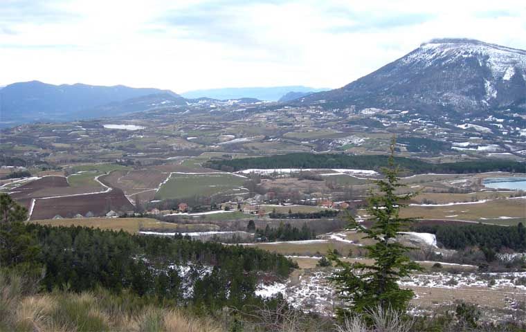 au pied de Céüse, 2 016 m