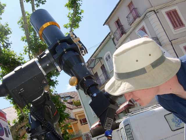 Gap, 2e Souk des Sciences de Gap Sciences Animation 05. Observation du soleil avec lunette équipée d’un prisme de Herschel (association Copernic)