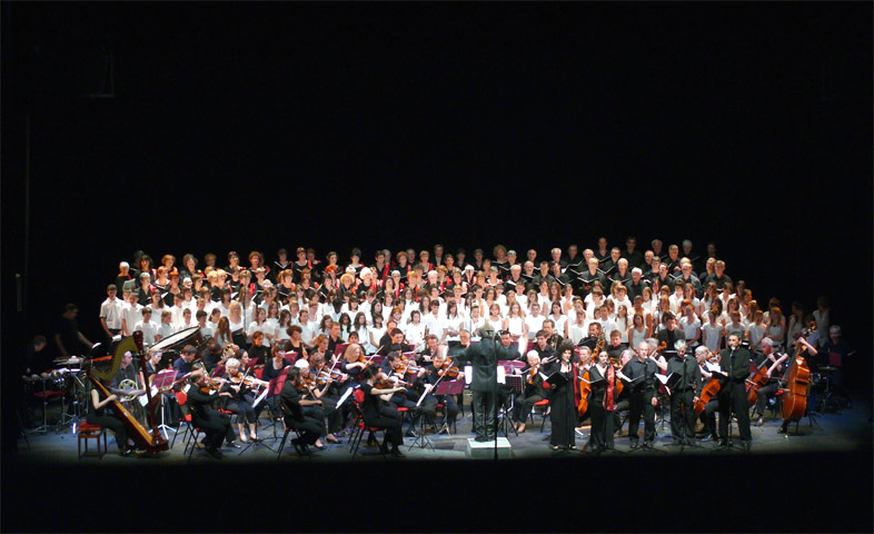 "Dogora" d’Etienne Perruchon, au Cube (Gap - 16/05/2009)