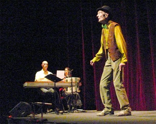 Edmond, de Tap Dance à Gap