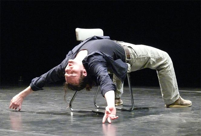 Christophe Caustier dans «&nbsp;La fabrique de violence&nbsp;» (théâtre La Passerelle)