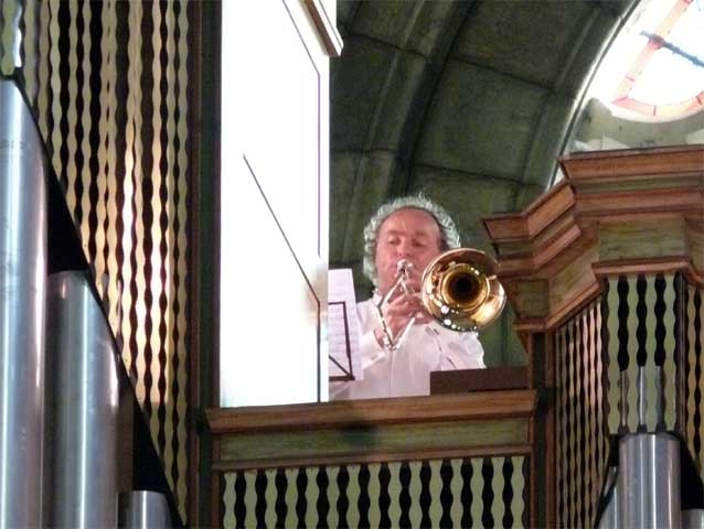 Gap, les "Mardis de l’orgue" à la cathédrale&nbsp;: Jean-Michel Bardet (trombone), également curé de cette paroisse (14 août 2007)