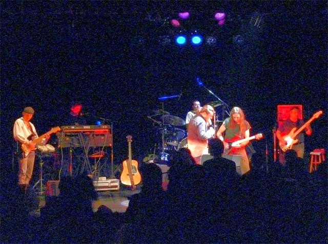 "Papy’s New Band", son vintage 70’s (CMCL Gap, scène Téléthon 2007)