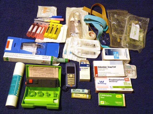 Illustration mat�riel et produits de soin 